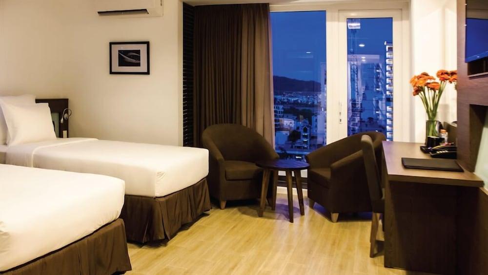 อโรมา ญาจัง บูทิก โฮเต็ล Hotel ญาจาง ภายนอก รูปภาพ